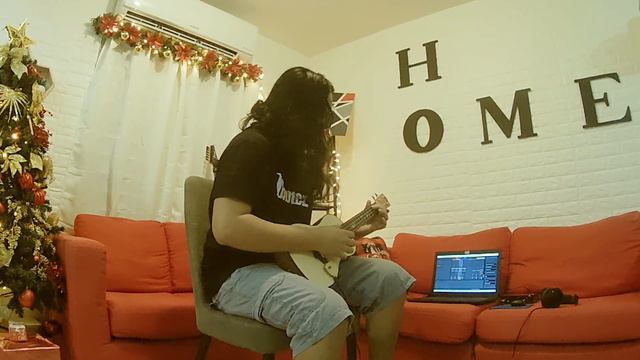 Bohemian Rhapsody in 2021 by Queen cover (Ukelele+Guitar) смотреть онлайн