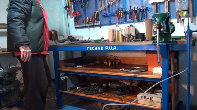 ПОРШЕНЬ ИЗ ДЕРЕВА НА ДВИГАТЕЛЬ ПД-10 "ПУСКАЧ". смотреть онлайн