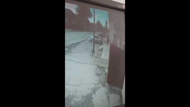 На ул. Интернациональная неизвестный поцарапал два автомобиля смотреть онлайн