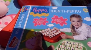 Свинка Пеппа СУПЕР огромная коробка с игрушками Сюрприз из Италии в Бассейне с м