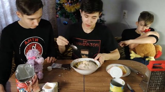 Новогодний салат от Руслана Гительмана смотреть онлайн