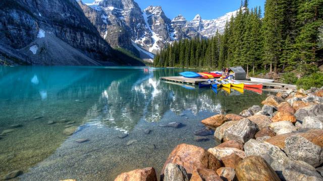 Картинка горы. Банф, деревья, Канада, скалы, камни, берег | Picture of the mountain. Banff, Canada смотреть онлайн