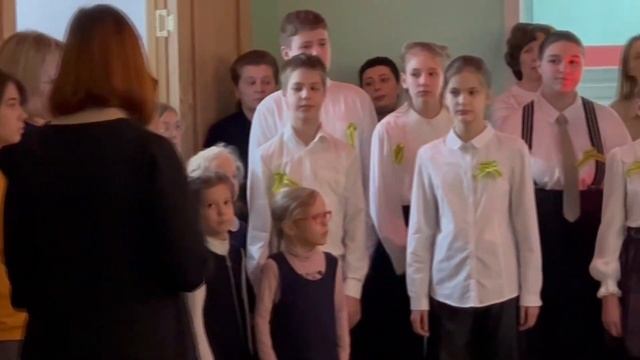 Школьный хор - "Непокоренный". смотреть онлайн