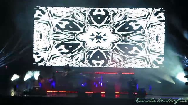 James Blunt The Afterlove Tour 2018 in Shanghai, Mercedes Benz Arena, 04/04/2018. смотреть онлайн