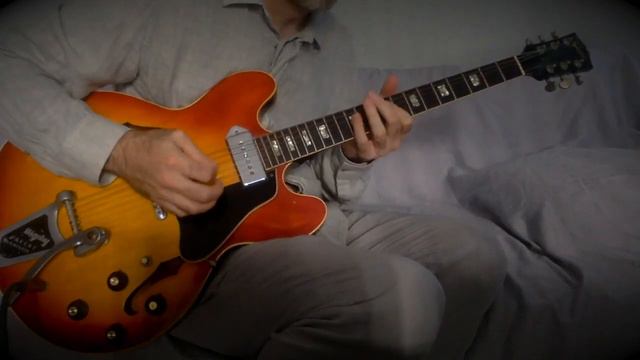 1969 Gibson ES-330 w/ Out-of-Phase P90 Pickups. смотреть онлайн
