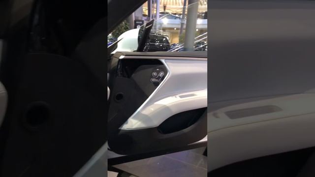 В салоне AVATR 11 смотреть онлайн