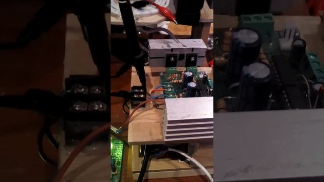 Резонансный источник питания на Мосте из Ir2110