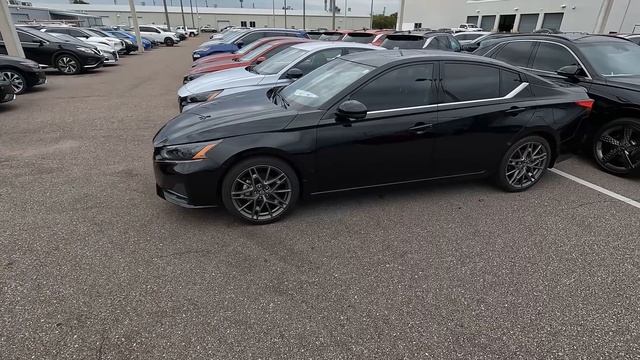 Новый Nissan Altima 2023. Обзор рестайлинга Ниссан Алтима смотреть онлайн