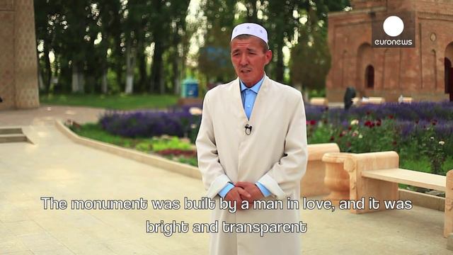 The Kazakh monument that gives good luck to newly-weds - Interview смотреть онлайн