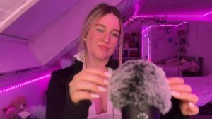 Smooth ASMR mouth sounds and scratching