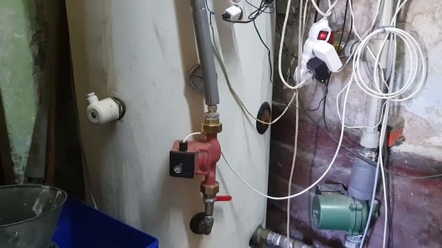 Výměna topné patrony bez vypuštění vody смотреть онлайн