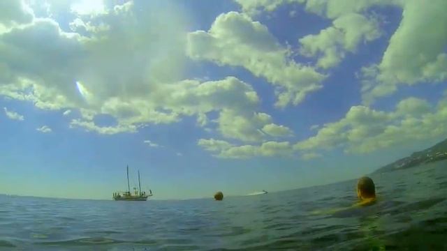 "Чёрное море в Ялте" смотреть онлайн