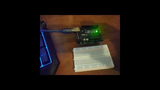 Arduino - Simple 'Hello World' Sketch смотреть онлайн