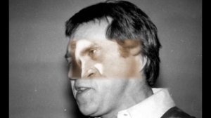 В   Высоцкий   Вдоль обрыва по над берегом