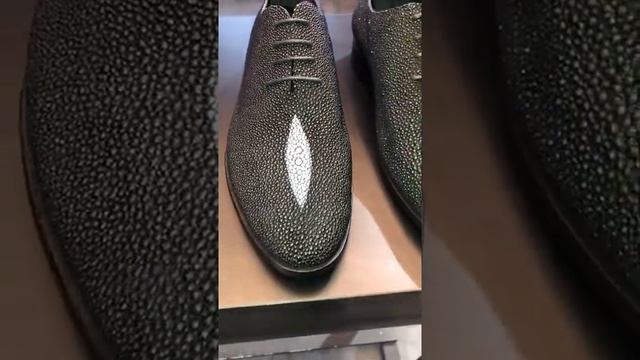 Туфли из кожи морского ската смотреть онлайн