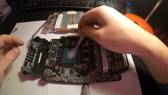 Gigabyte GTX Замена кулера/термопасты смотреть онлайн