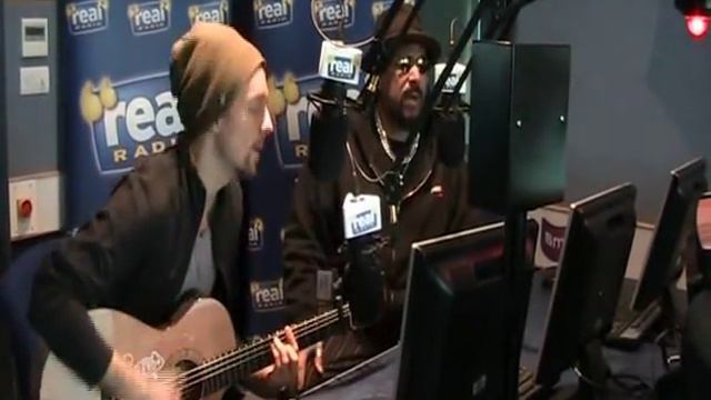 Real Radio Northwest - Jason Mraz Acoustic смотреть онлайн