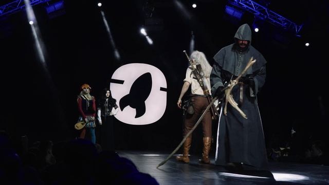 Дефиле стенда "Ведьмак". Старкон 2017 смотреть онлайн