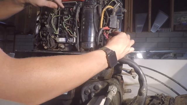 Fixing a mercury outboard charging system смотреть онлайн