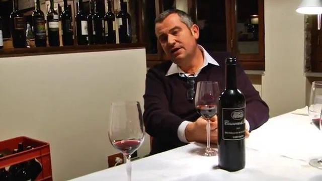 JAMESSUCKLING.COM - Brunello di Montalcino - Casanova di Neri - 2007 Riserva смотреть онлайн
