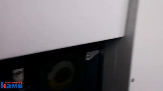 Двухстороннее строгание в размер плоских заготовок из древесины на станка EcoWood MB 206F смотреть онлайн