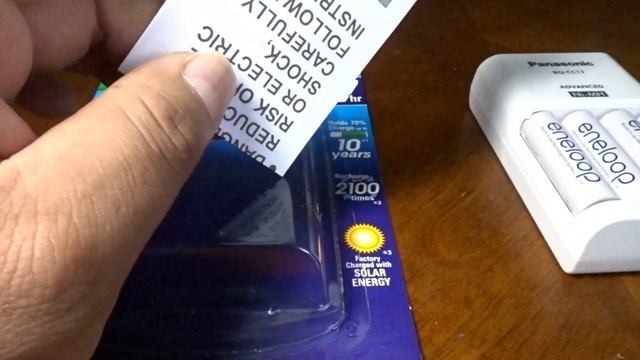 Unboxing Panasonic eneloop 4AA BQ-CC17 advanced Ni-Mh rechargeable batteries 2100 times смотреть онлайн