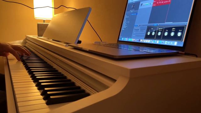 While My Guitar Gently Weeps Casio Celviano Piano - The Beatles смотреть онлайн