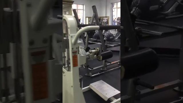 фитнес-клуб "Стронг". 2017 смотреть онлайн