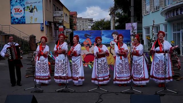 "Дерево" нар.вок.анс.укр.пісні "КАЛИНА" кер.К.Макаренко м. Охтирка смотреть онлайн