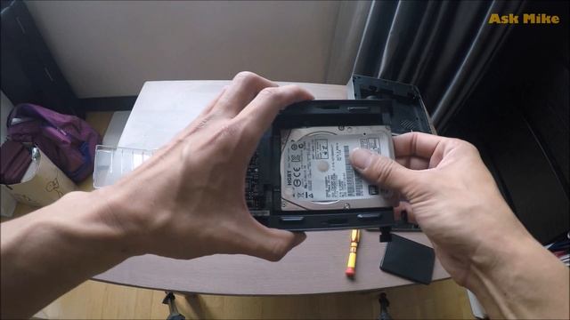 Asus VivoPC VM42 Desktop PC - Upgrading RAM And SSD