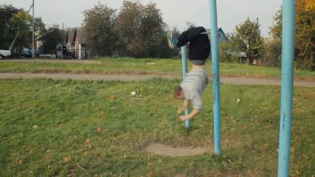 Гробик или Топорик (Parkour Tricks) смотреть онлайн