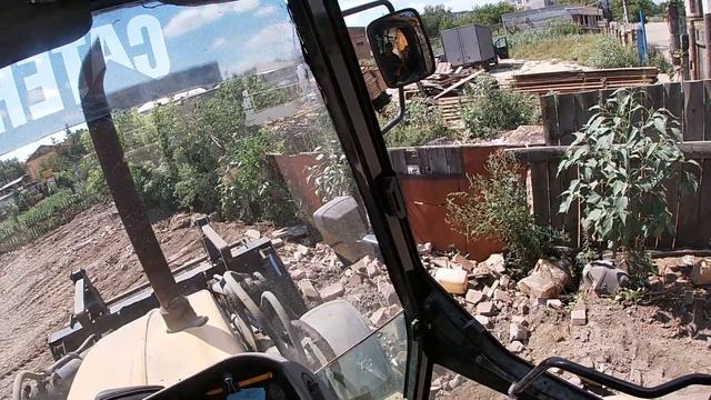 Сколько лет учиться планировать на экскаваторе-погрузчике. смотреть онлайн