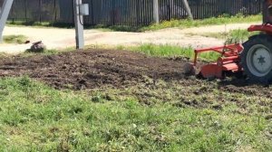 Как дешево выровнять участок минитрактором