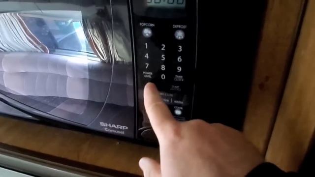 Smarter Tools Yamaha Inverter Generator Testing on AC & Microwave in RV CamperVan & Info смотреть онлайн