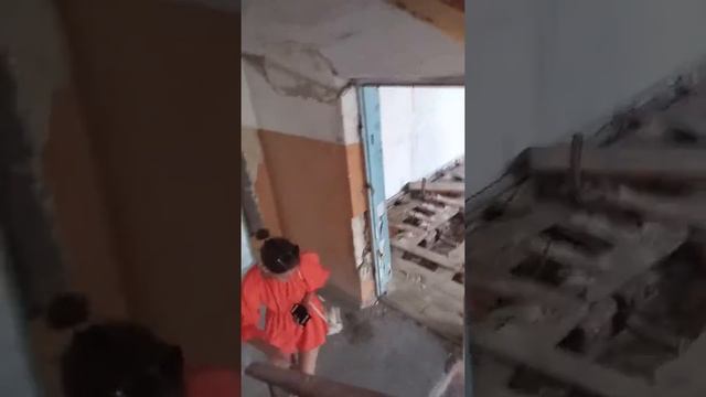 В Евпатории заброшенный дом где добывают соли смотреть онлайн