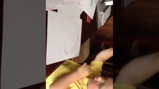 Рисует и правой и левой) смотреть онлайн