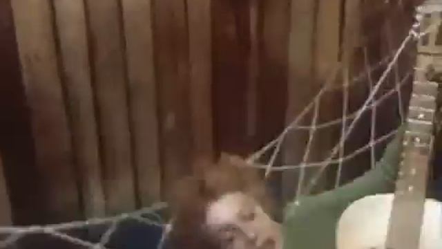 Музыка из кино - Мы Маленькие Дети, Нам Хочется Гулять смотреть онлайн