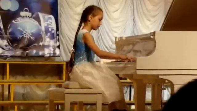 Kalcheva Elizabeth (2015) - River Flows in You (Yiruma) смотреть онлайн