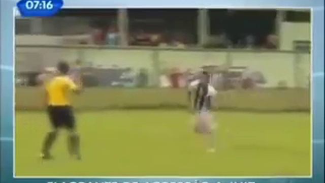 Игрок клуба был арестован за избиение арбитра