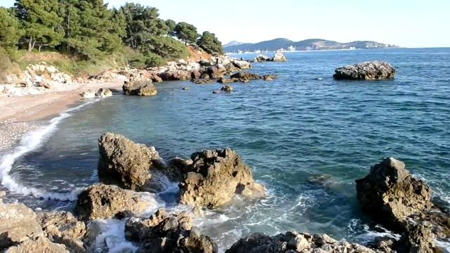 Волны Адриатического моря в Черногории смотреть онлайн