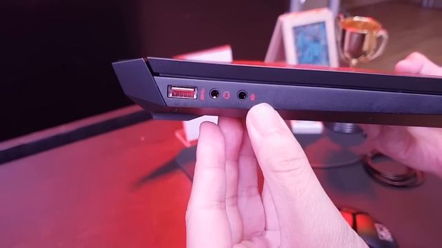 Preview - HP OMEN 15 ปี 2018 ขอบจอบาง สเปค i7-8750H + GTX 1050Ti смотреть онлайн