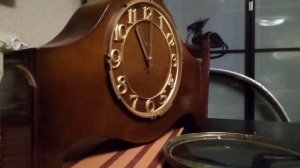 настольные часы «Весна» с боем - звук боя.