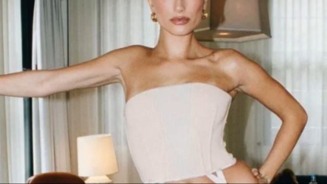 Hailey Bieber at an 80s style photo shoot for Rhode! смотреть онлайн