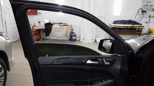 Автоматическая тонировка Mercedes-Benz GLS смотреть онлайн