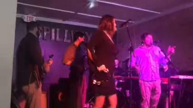 Diamond River Live смотреть онлайн