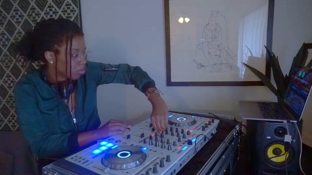 [DJ KARA] - Quick Mix 1 (Live Dj Mix) смотреть онлайн