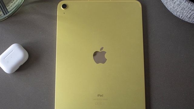 Apple iPad (2023) Review: A Long-Overdue Design Upgrade | Should You Buy? смотреть онлайн