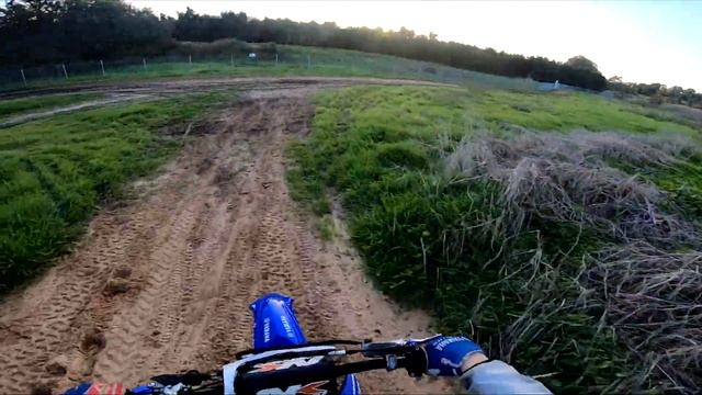 Running From The Cops On My Yz85 | Dirt Bike Vs Police In The Trails смотреть онлайн