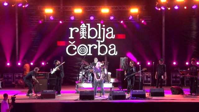 RIBLJA ČORBA - koncert u Novom Bečeju смотреть онлайн