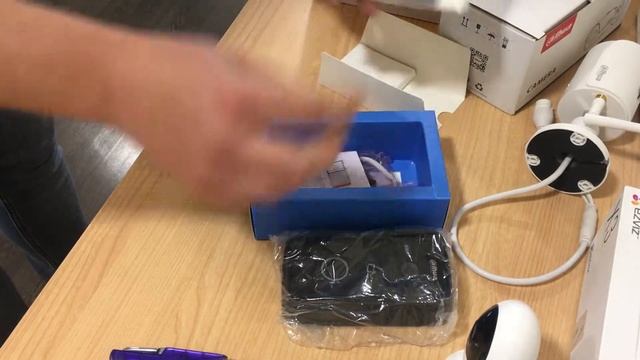 Dahua DH-VTO2111D-WP: быстрая распаковка Wi-Fi дверного звонка смотреть онлайн